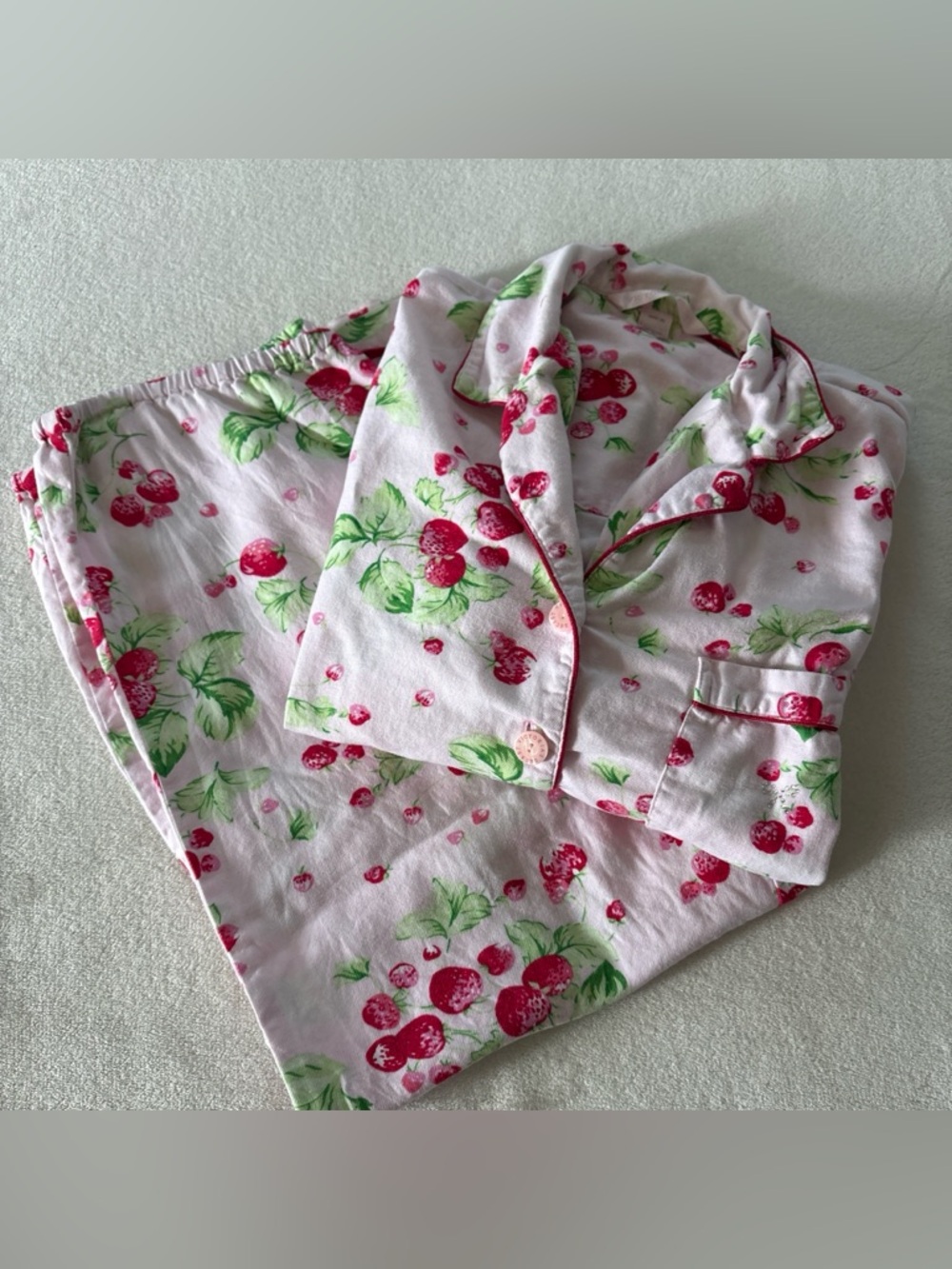 Y2K Victoria's Secret Small Strawberry Light Pink Pajama Set Long Sleeve